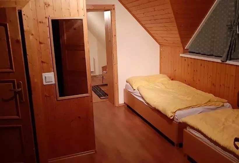 Hotelli Penzión Pri Studničke Omastiná