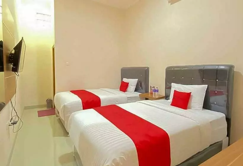 ホテル Reddoorz Plus At Permata Gueshouse Lampung