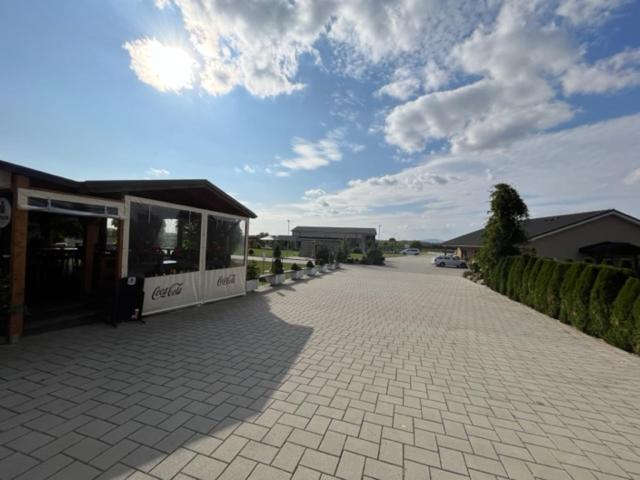 פנסיון Harmónia Ostratice