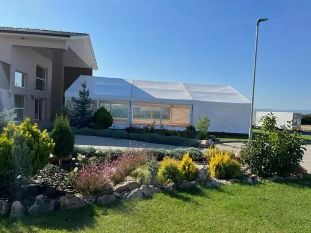 Majatalo Harmónia Ostratice