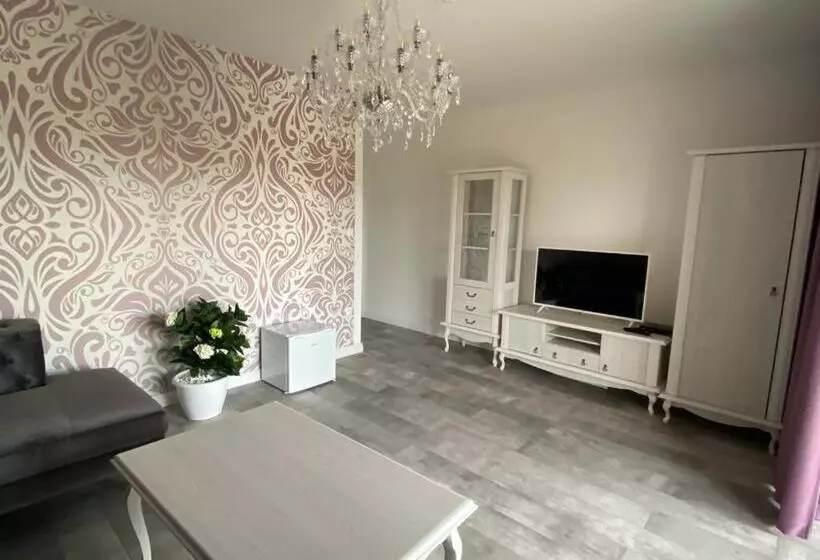 Majatalo Harmónia Ostratice