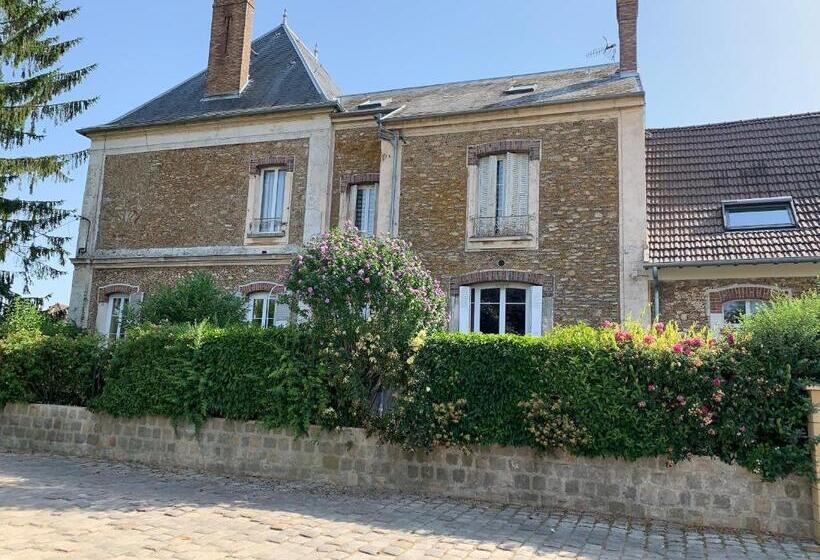 بنسيون Gîtes Du Domaine D Auxonnettes L&j Evenements