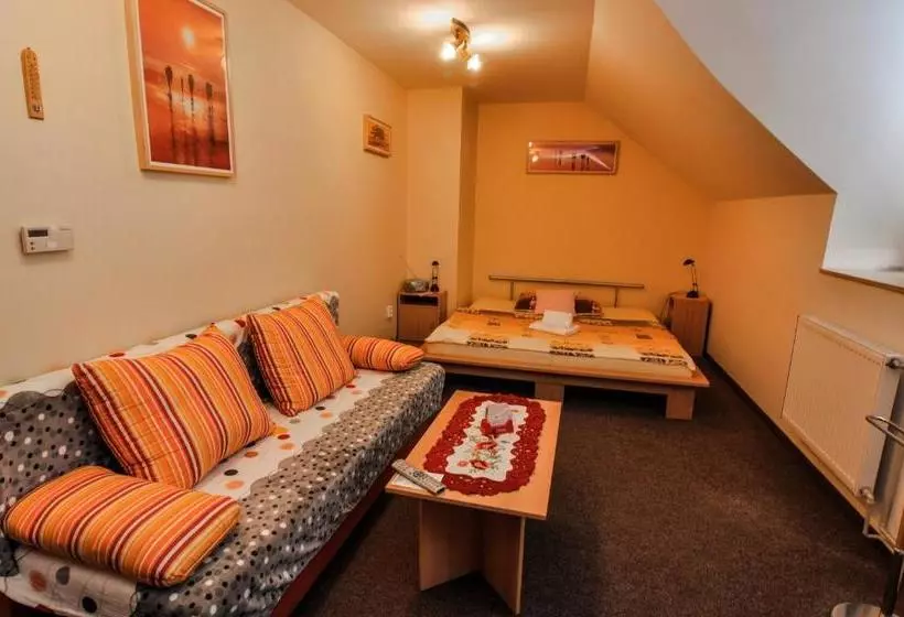 Majatalo Restaurant Penzión Hevil