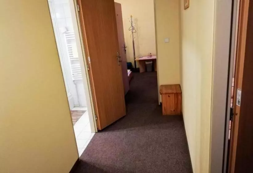 Majatalo Restaurant Penzión Hevil