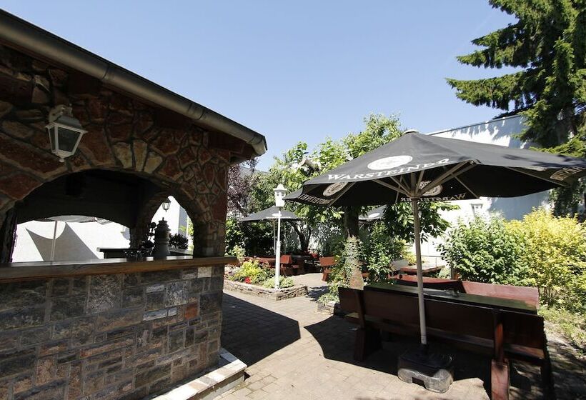 Отель Adria Stuben