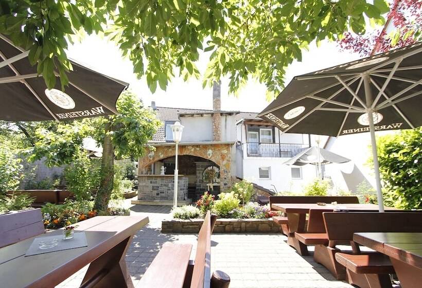 Отель Adria Stuben