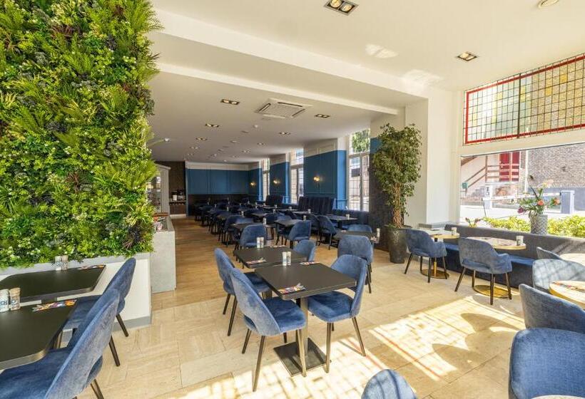 בית מלון כפרי Atlas