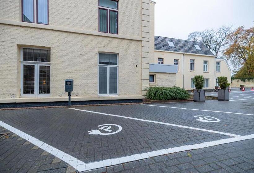 בית מלון כפרי Atlas