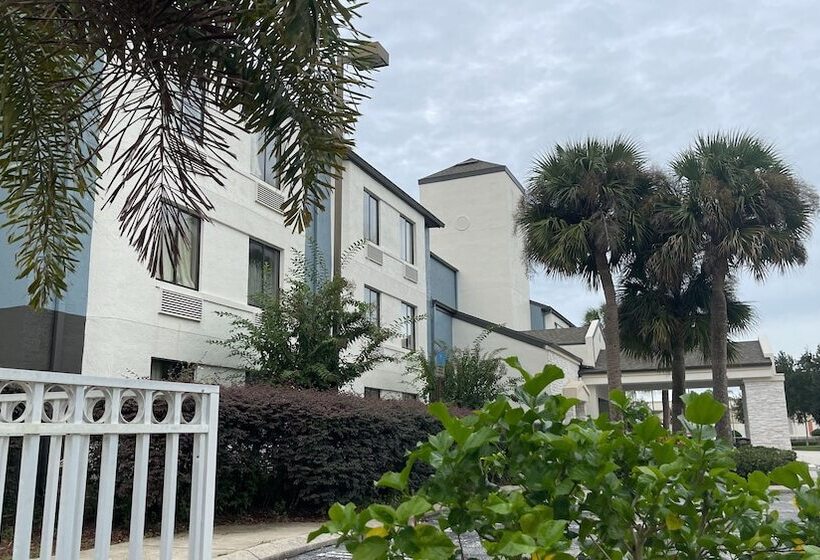 Destiny Palms Hotel Maingate West