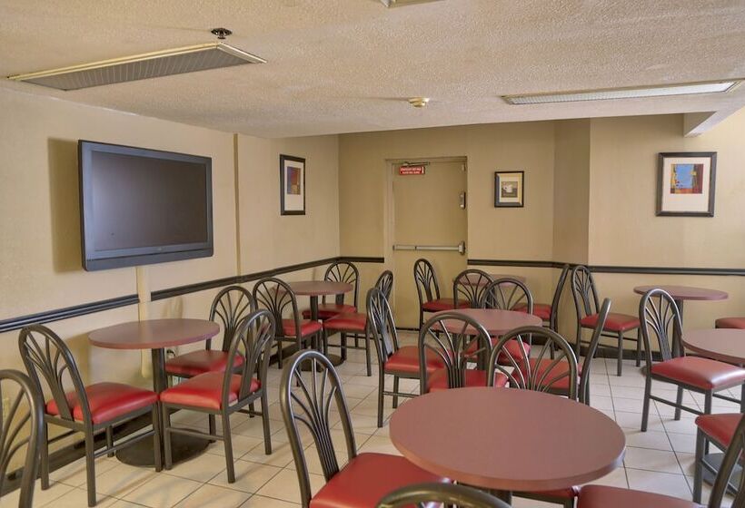 Destiny Palms Hotel Maingate West