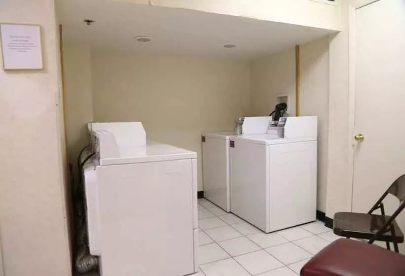 Destiny Palms Hotel Maingate West