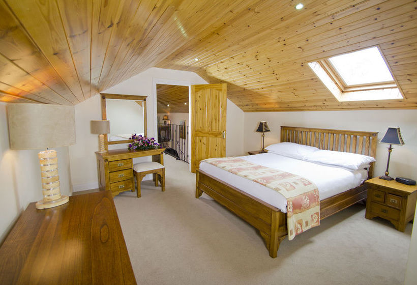 酒店 East Clare Golf Village