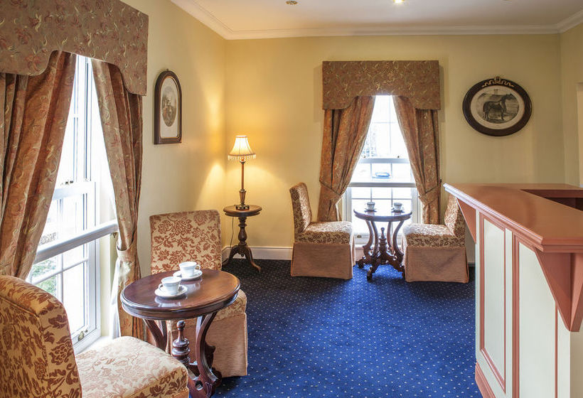 酒店 East Clare Golf Village