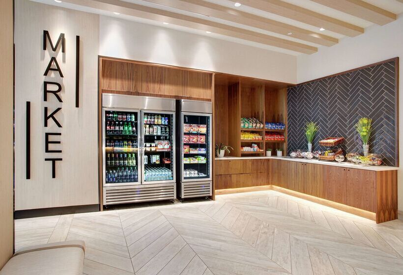 ホテル Embassy Suites By Hilton Tampa Downtown Convention Center