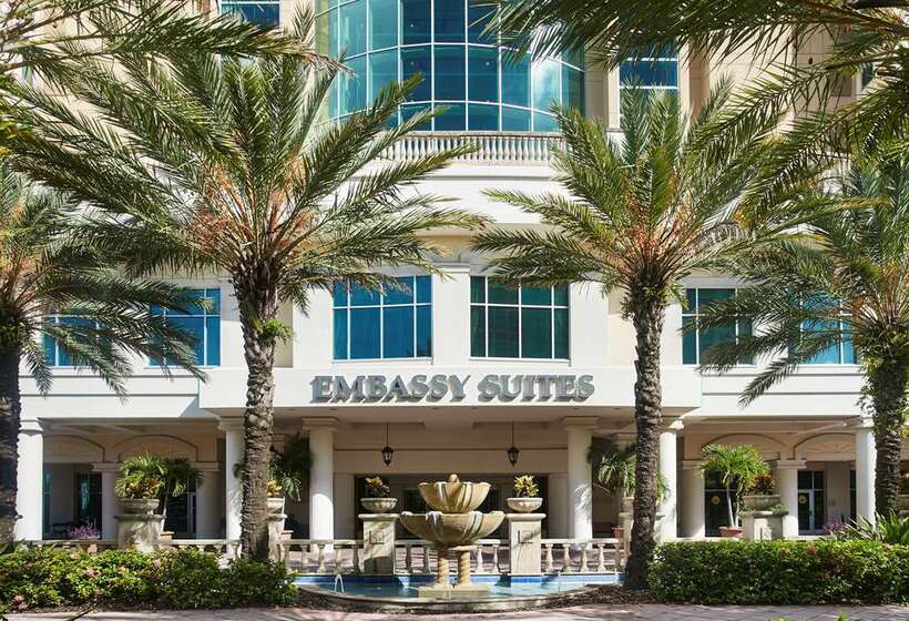 ホテル Embassy Suites By Hilton Tampa Downtown Convention Center
