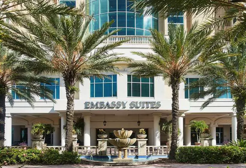 هتل Embassy Suites By Hilton Tampa Downtown Convention Center