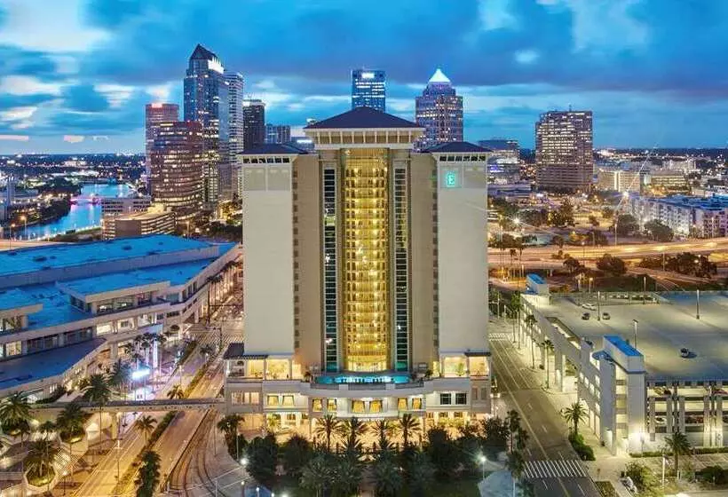 Hotelli Embassy Suites By Hilton Tampa Downtown Convention Center