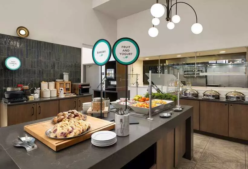 هتل Embassy Suites By Hilton Tucson Paloma Village