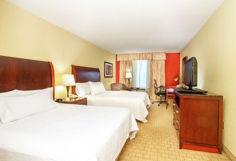 בית מלון כפרי Hilton Garden Inn Anderson