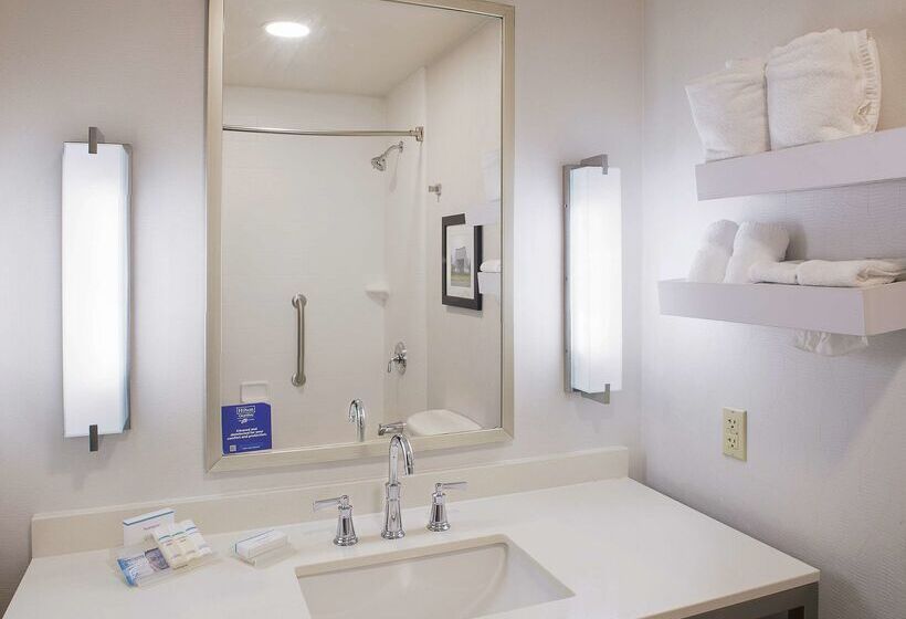 Отель Hilton Garden Inn Bentonville Rogers