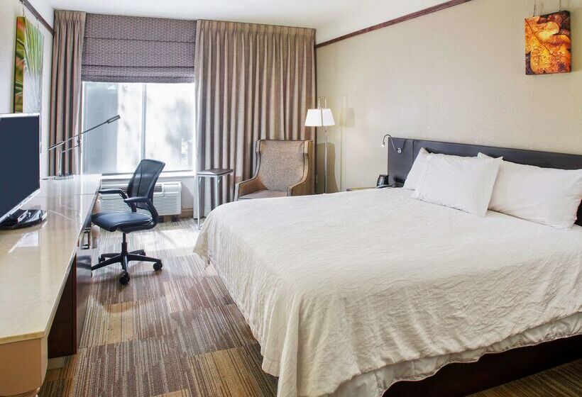 Отель Hilton Garden Inn Bentonville Rogers