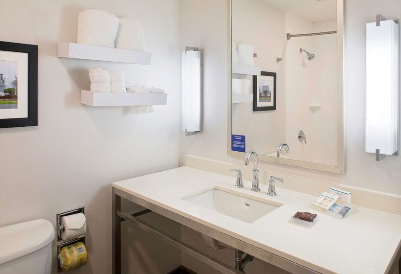 Отель Hilton Garden Inn Bentonville Rogers