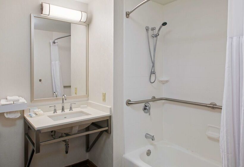 Отель Hilton Garden Inn Bentonville Rogers