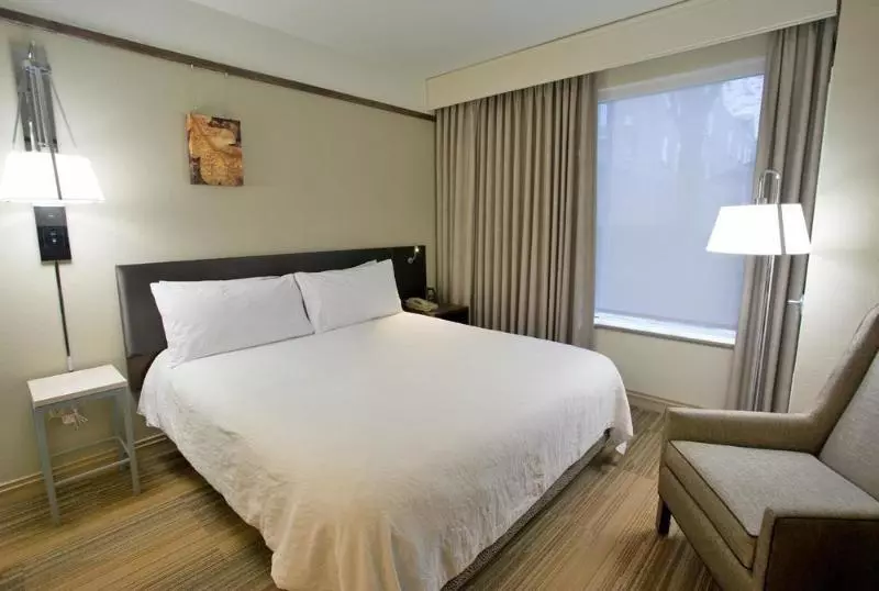 هتل Hilton Garden Inn Bentonville Rogers