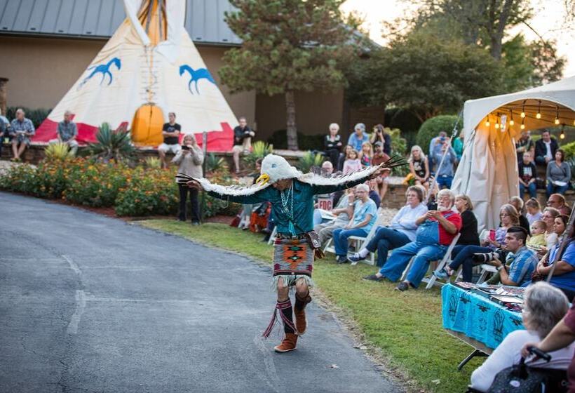 Отель Hilton Garden Inn Bentonville Rogers