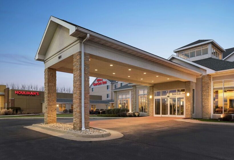 בית מלון כפרי Hilton Garden Inn Dubuque Downtown