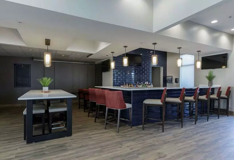 호텔 Hilton Garden Inn Elkhart