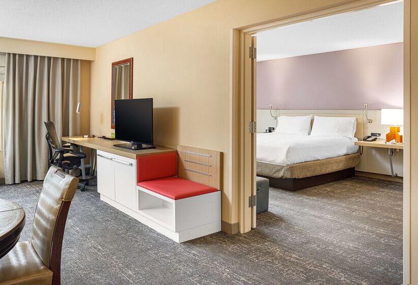 בית מלון כפרי Hilton Garden Inn Fredericksburg