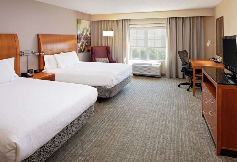 בית מלון כפרי Hilton Garden Inn Fredericksburg