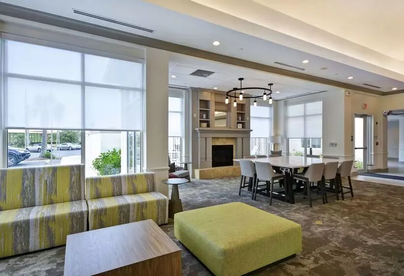 هتل Hilton Garden Inn Panama City