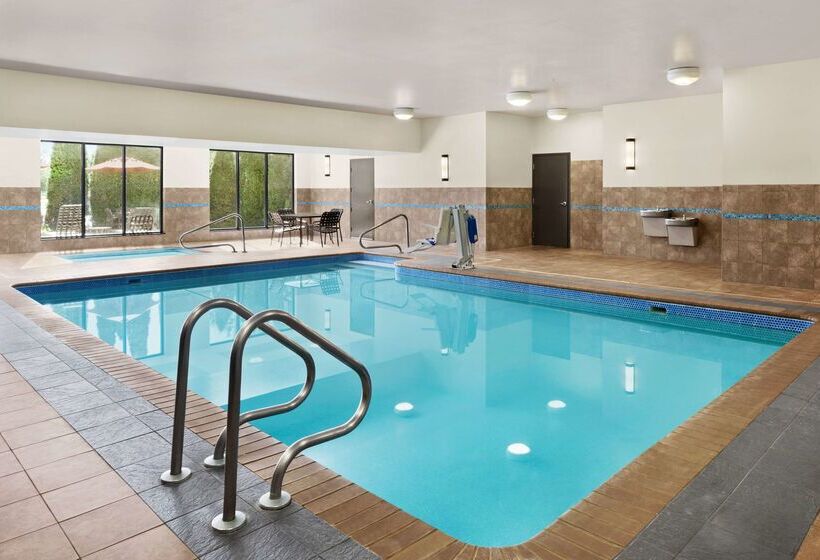 فندق Hilton Garden Inn South Bend