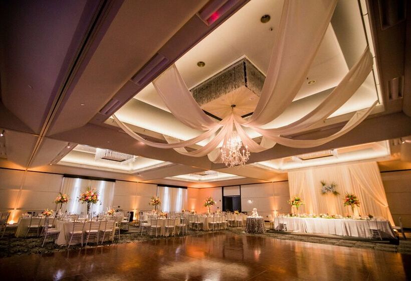 فندق Hilton Garden Inn South Bend