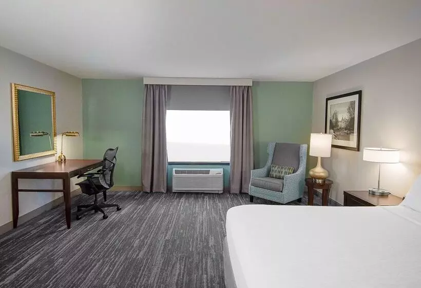 هتل Hilton Garden Inn South Bend