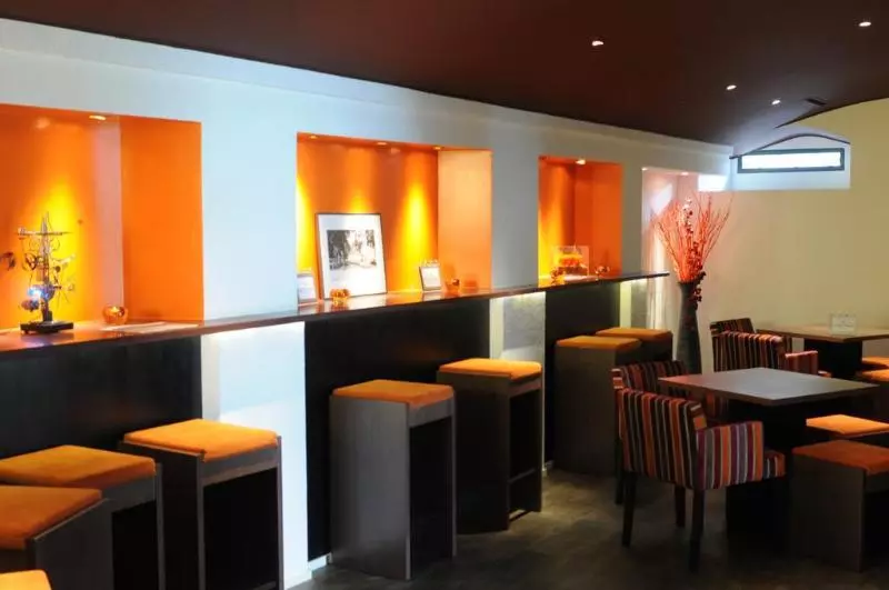 Отель Hostellerie Le Petit Manoir