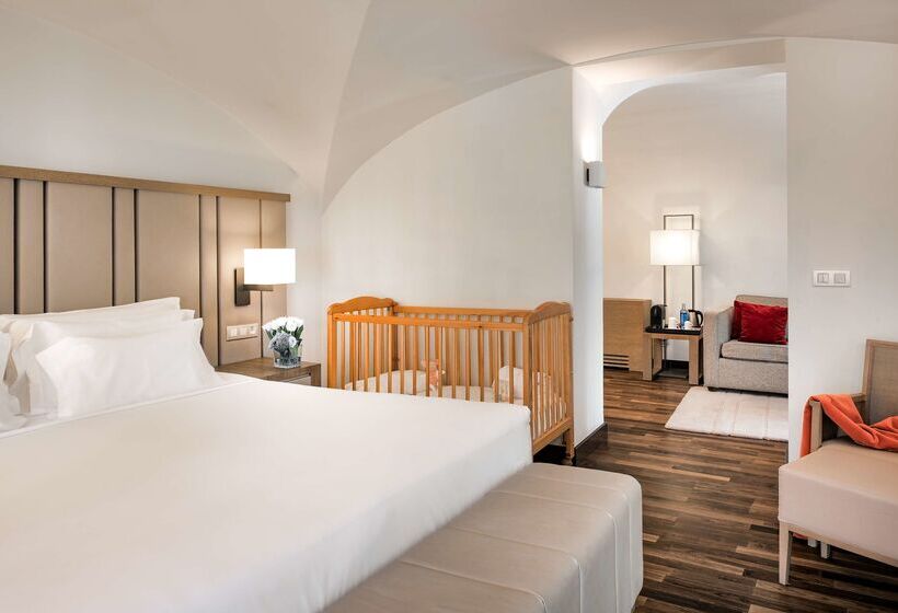 هتل NH Collection Madrid Palacio De Tepa