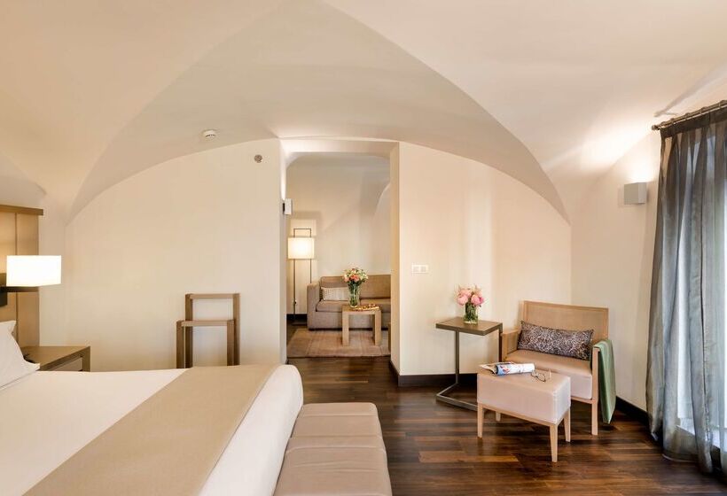 هتل NH Collection Madrid Palacio De Tepa