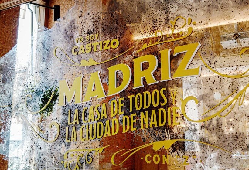 هتل NH Collection Madrid Palacio De Tepa