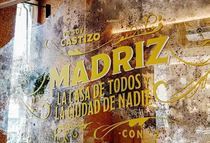 هتل NH Collection Madrid Palacio De Tepa