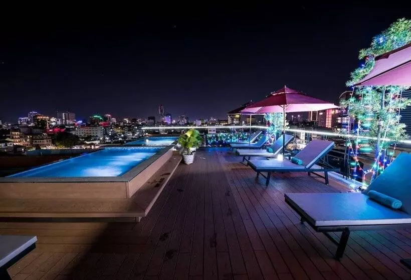 Hotelli Ohana Phnom Penh Palace