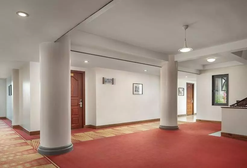 Hotelli Ohana Phnom Penh Palace