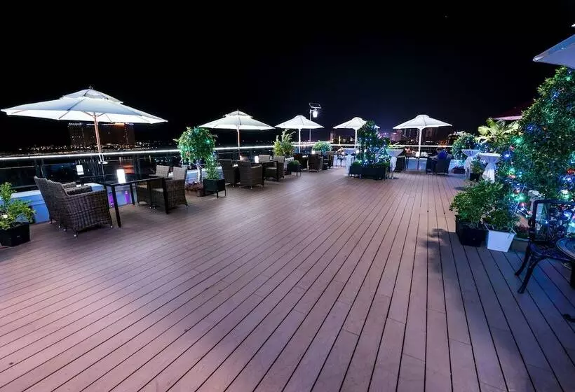 Hotelli Ohana Phnom Penh Palace