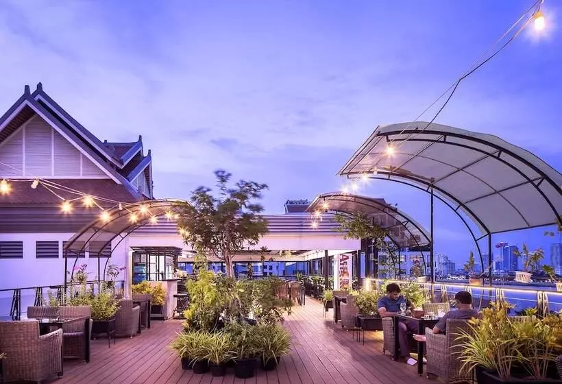 Hotelli Ohana Phnom Penh Palace
