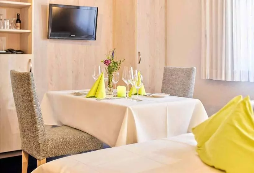 Отель Restaurant Kerzenstüble