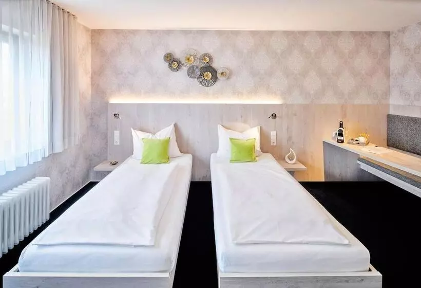 Отель Restaurant Kerzenstüble