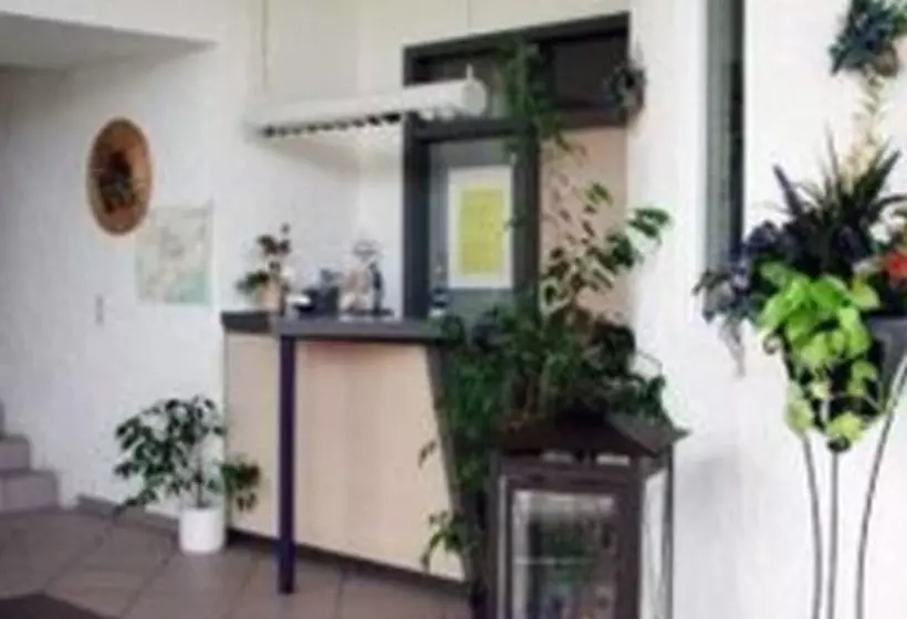 Отель Restaurant Kerzenstüble