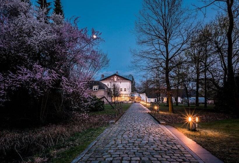 Fletcher Hotel Château De Raay